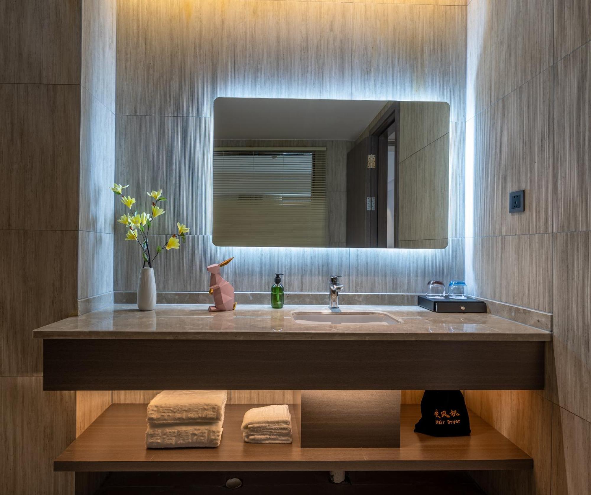 Luzhou Baian Smart Hotel Exterior foto